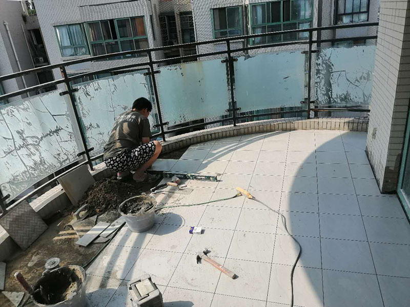 拉萨阳台装修大概得多少费用-拉萨阳台翻新装修找谁划算