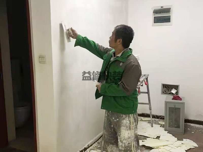 天津津南区旧墙纸铲除翻新,地面保护,门窗维修(图3)