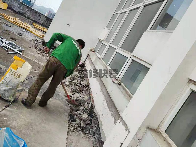 周口郸城县建渣装袋,二手房装修,瓷砖拆除(图1)